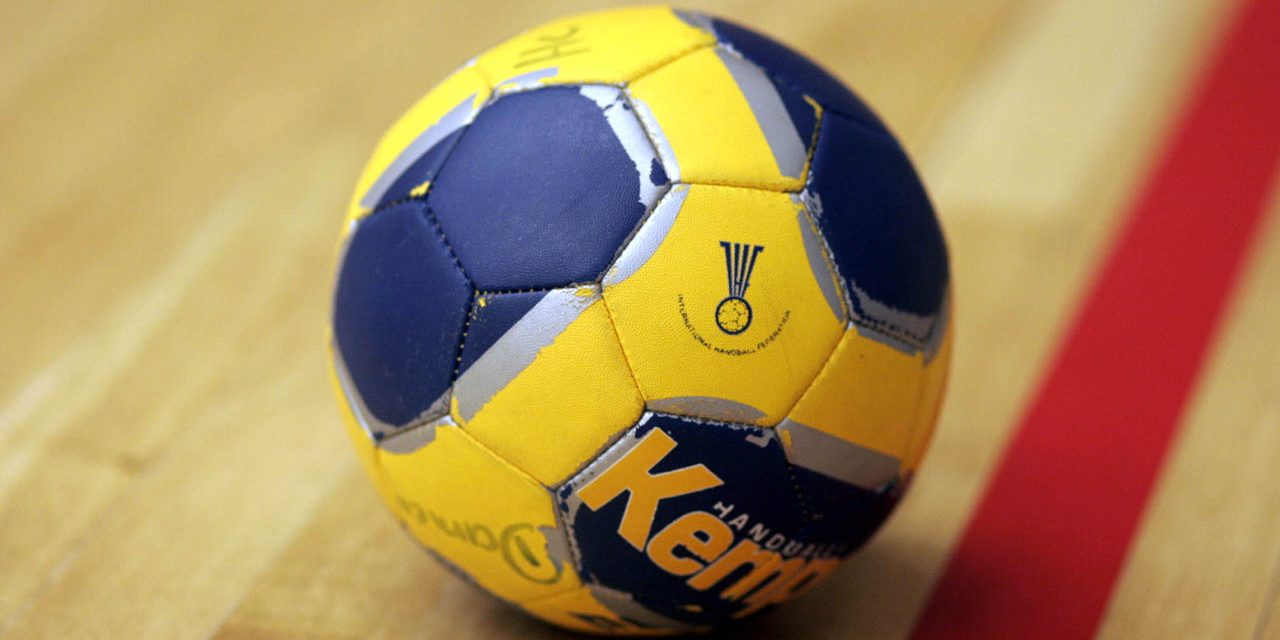 Handball_the_ball